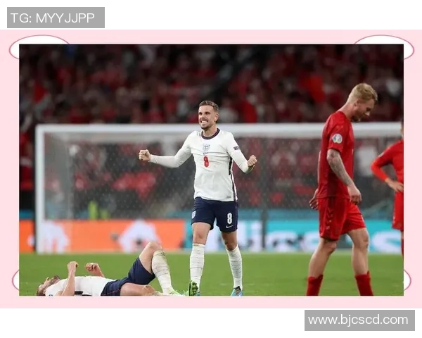 3月25日足球明星闪耀赛场精彩瞬间回顾与分析 3月25日足球明星闪耀赛场精彩瞬间回顾与分析